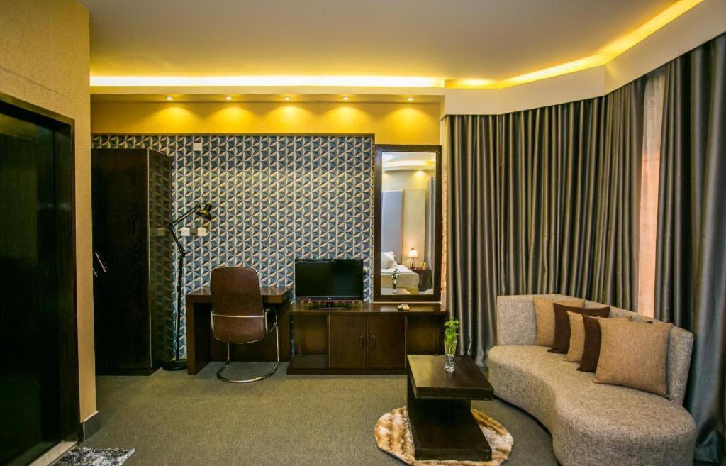 Tropical Daisy Hotel Dhaka Eksteriør billede