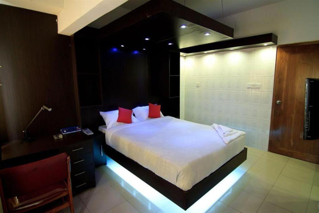 Tropical Daisy Hotel Dhaka Eksteriør billede