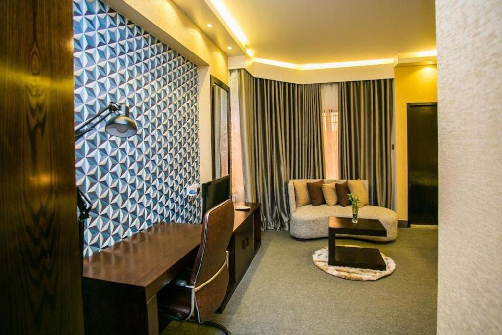 Tropical Daisy Hotel Dhaka Eksteriør billede