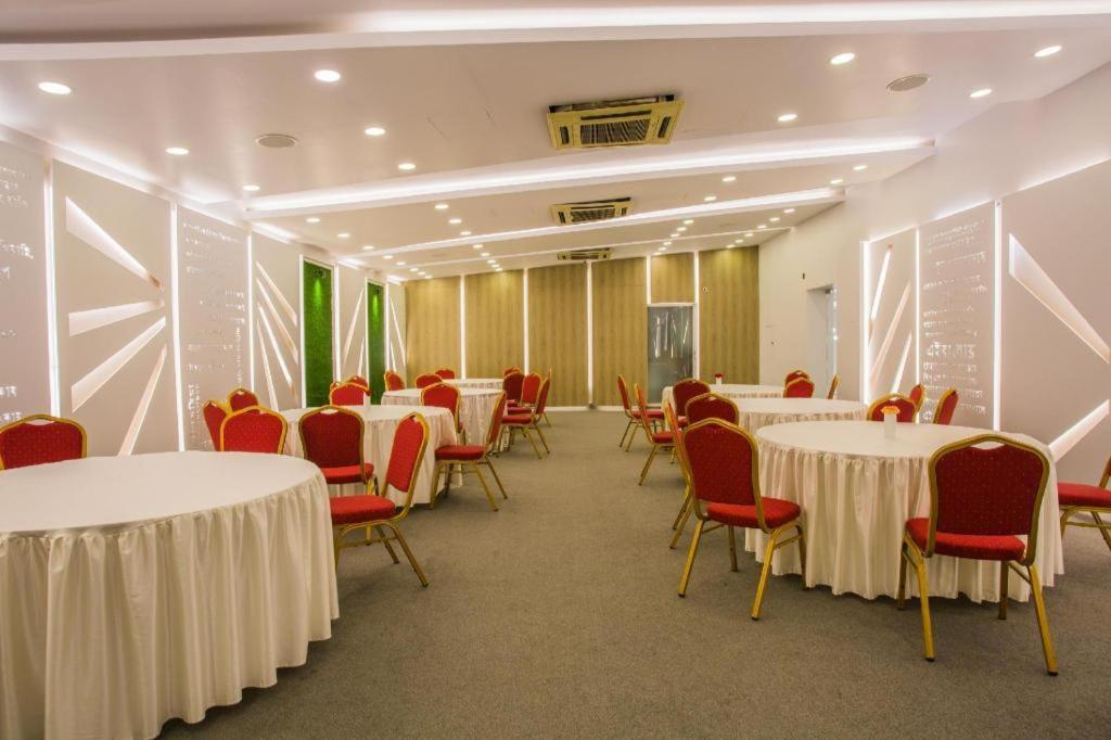 Tropical Daisy Hotel Dhaka Eksteriør billede